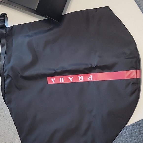 Prada kit package - Picture 2 of 6